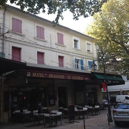 Hotel Restaurant Le Central Châteaurenard Dış mekan fotoğraf