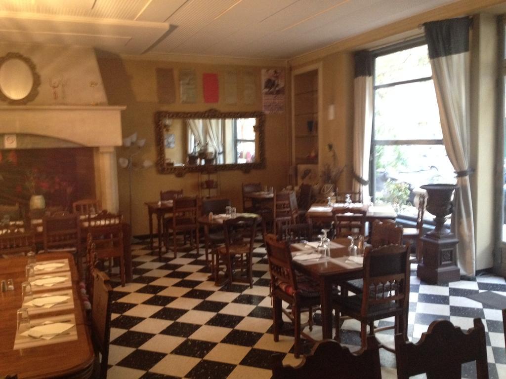 Hotel Restaurant Le Central Châteaurenard Dış mekan fotoğraf