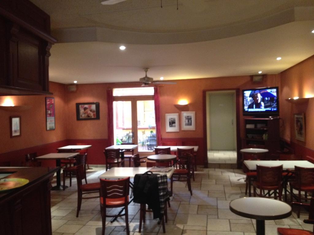 Hotel Restaurant Le Central Châteaurenard Dış mekan fotoğraf